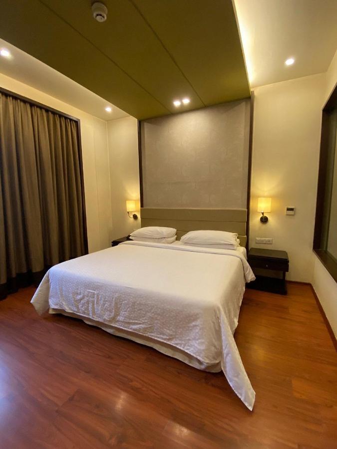 Four Points By Sheraton Srinagar Srīnagar Exterior foto