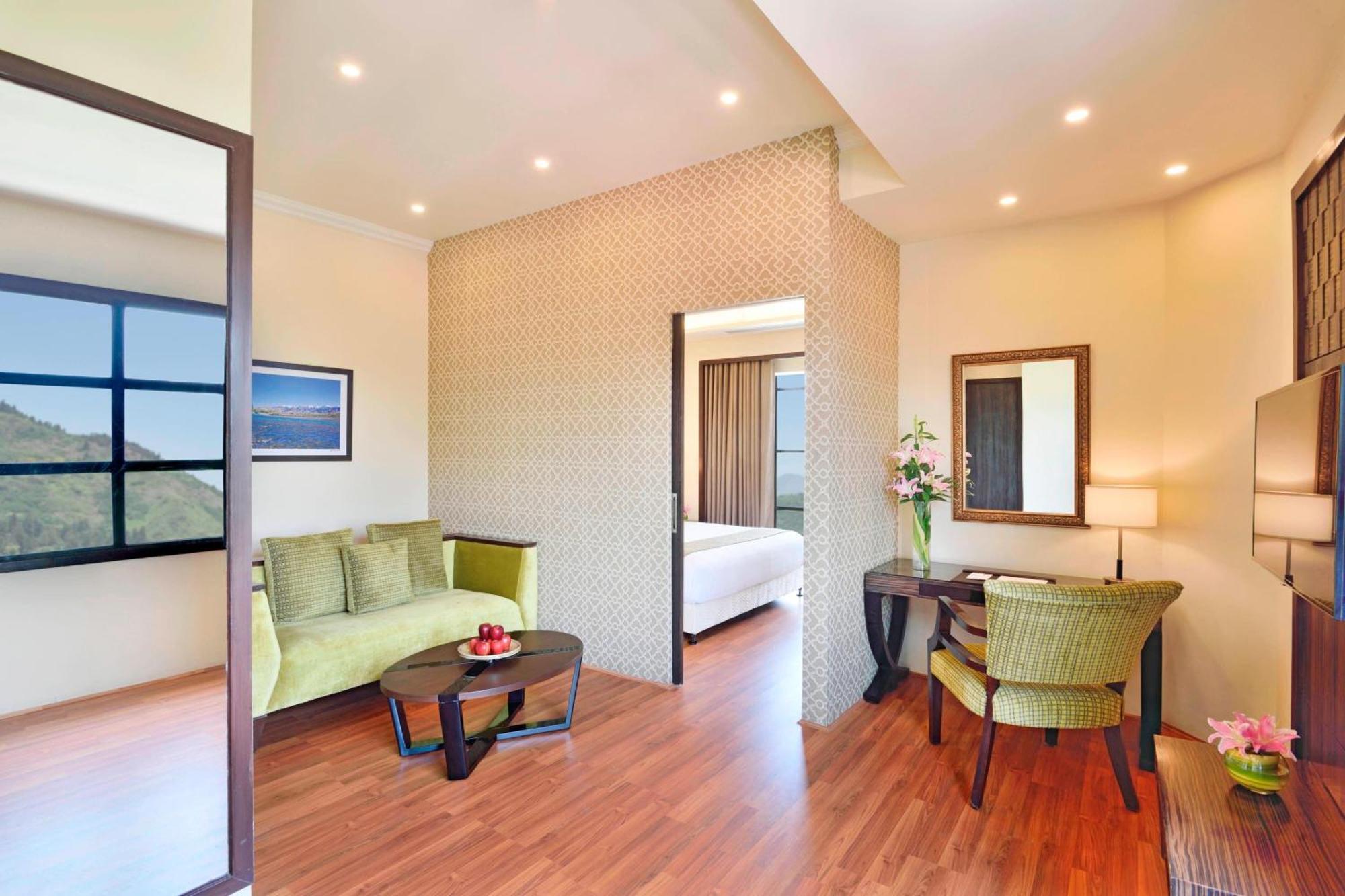 Four Points By Sheraton Srinagar Srīnagar Exterior foto